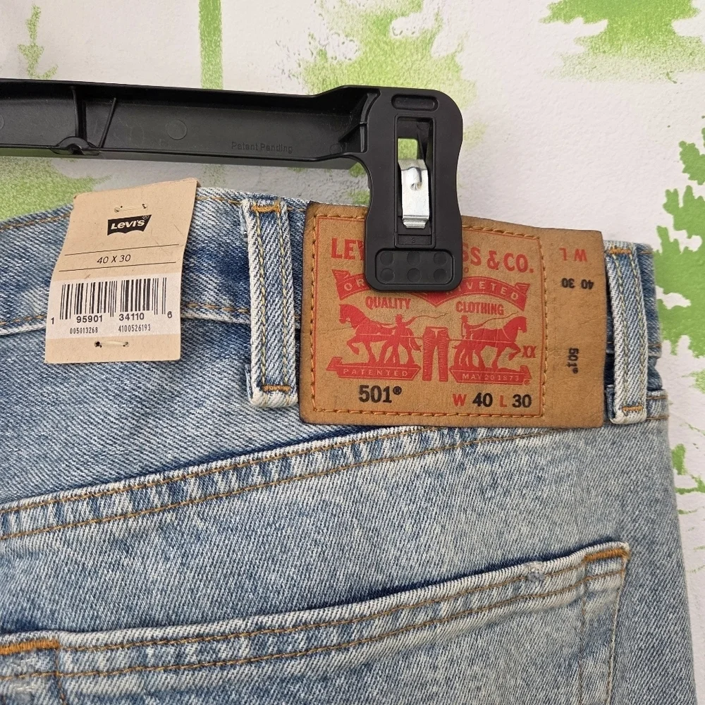 Levi's 501 40x30 Blue Distressed Jeans